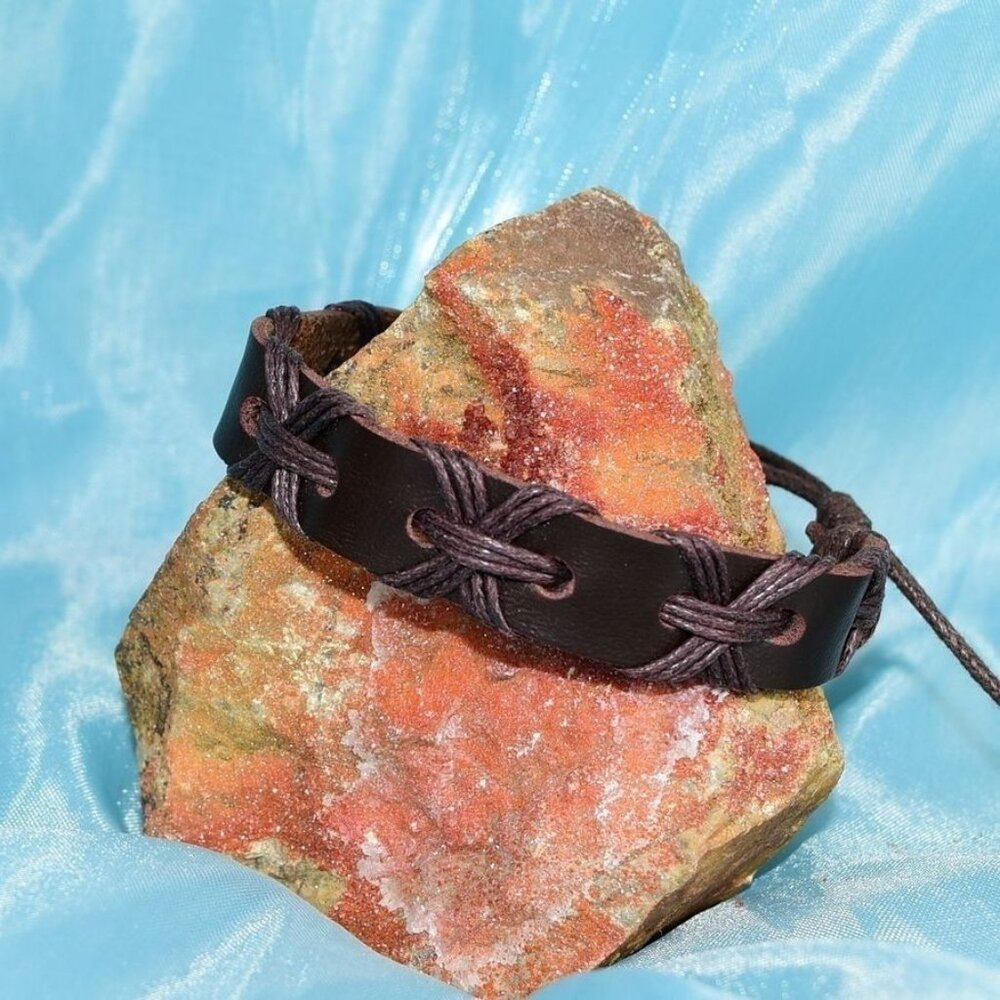 Kelly Crossover Boho Sliding Wax Tie Leather Bracelet Brown Gift Packaged